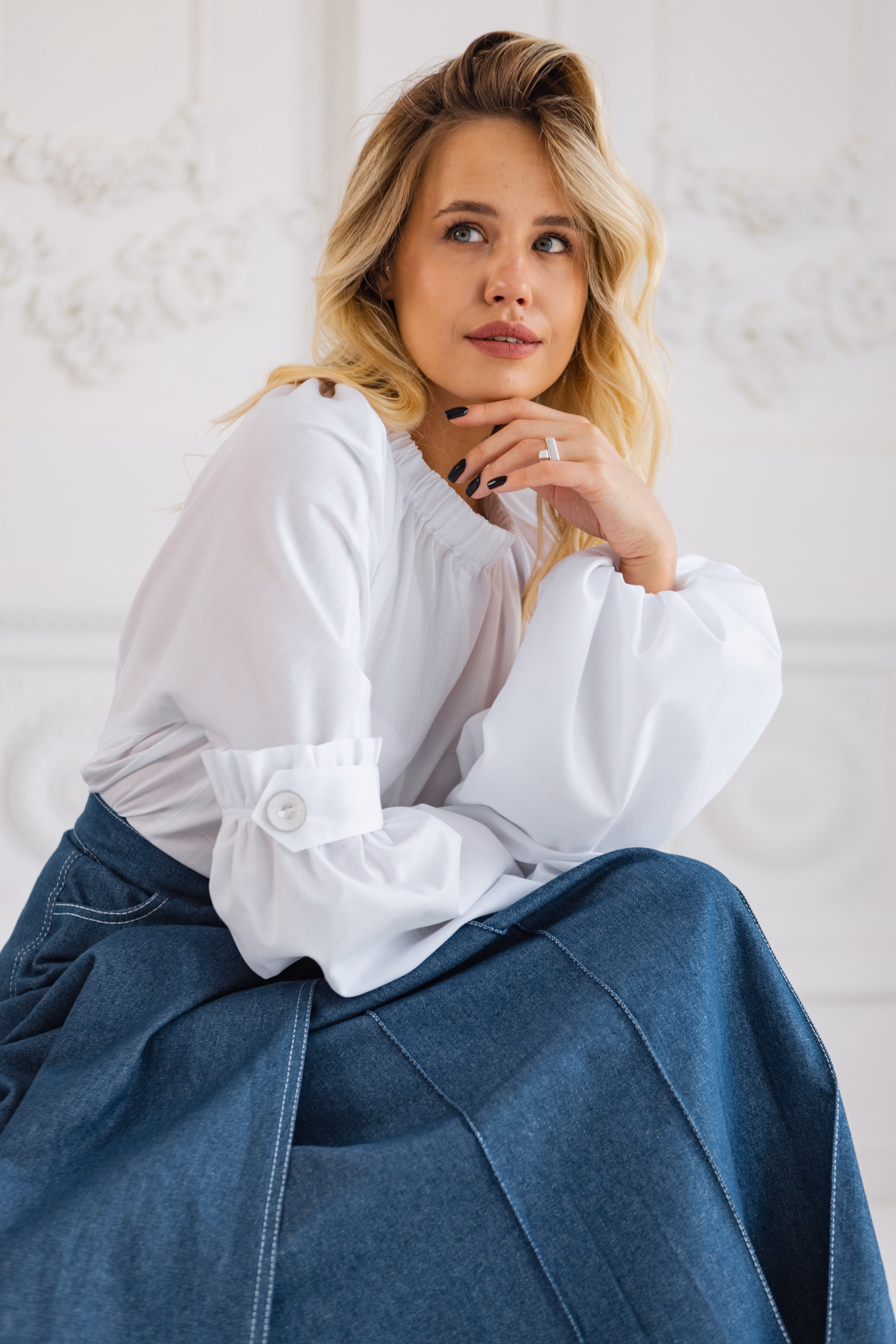 Elastic Neck Cotton Shirt 1